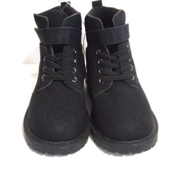 US SPORT OUTDOOR BLACK LACE UP HIGH TOP HIKING BOOTS BOYS SIZE 1 NWT - Picture 2 of 11